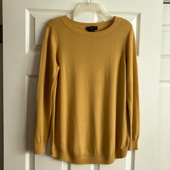 GRACE-The Perfect Fit Long sleeve sweater in Mustard Size Small - Picture 1 of 6
